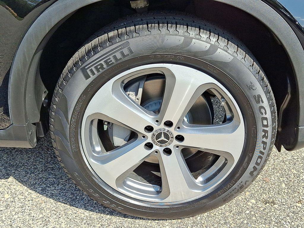 used 2022 Mercedes-Benz GLC 300 car, priced at $34,293