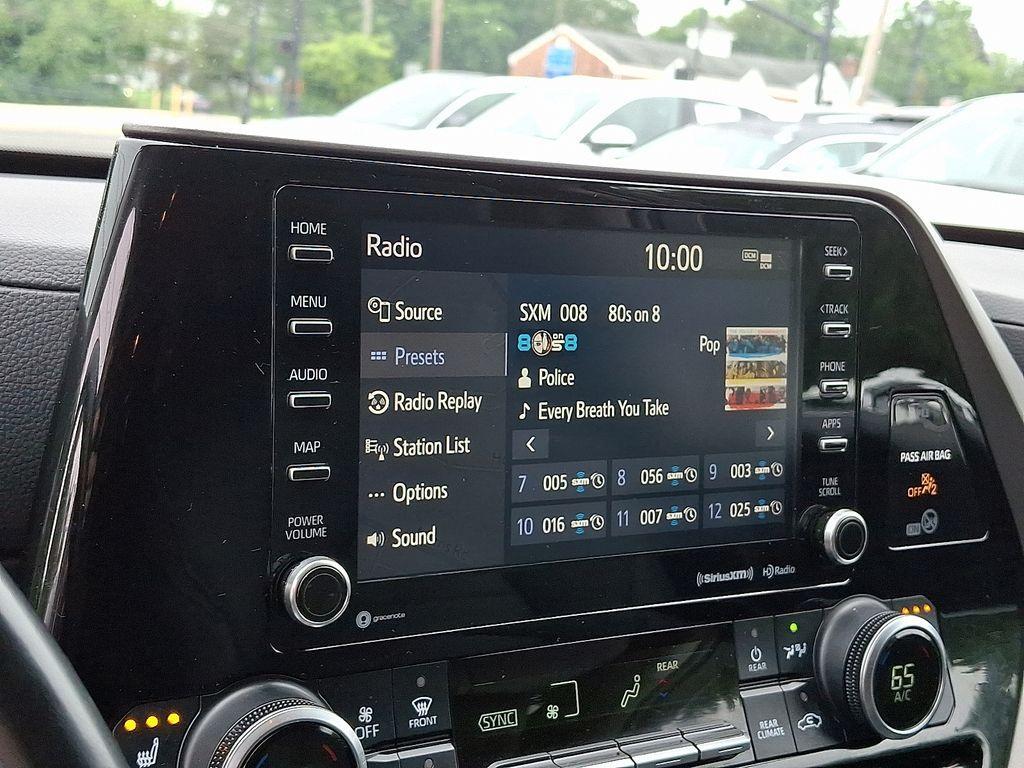 used 2020 Toyota Highlander car, priced at $29,657