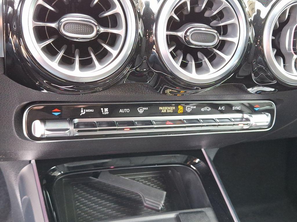 new 2025 Mercedes-Benz GLB 250 car, priced at $51,095
