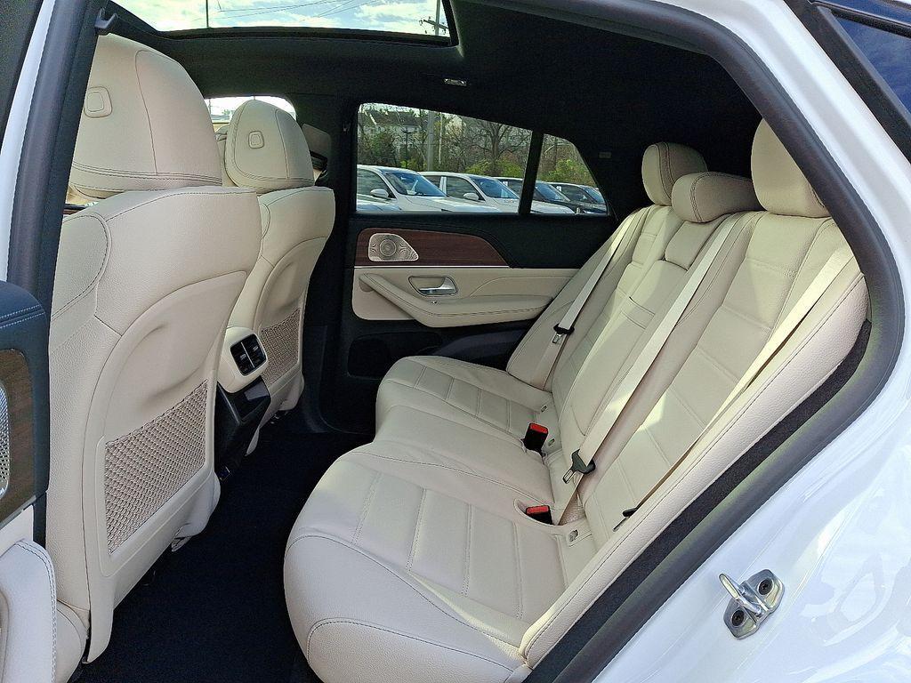 new 2026 Mercedes-Benz GLE 450 car, priced at $91,720