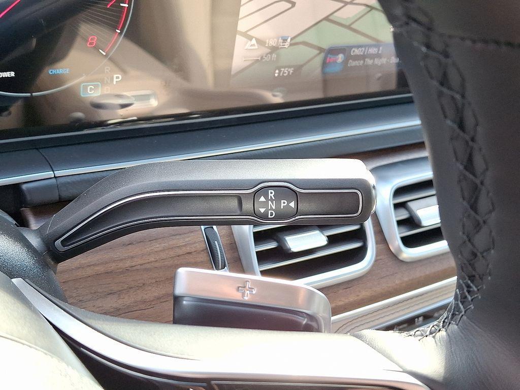 new 2026 Mercedes-Benz GLE 450 car, priced at $91,720