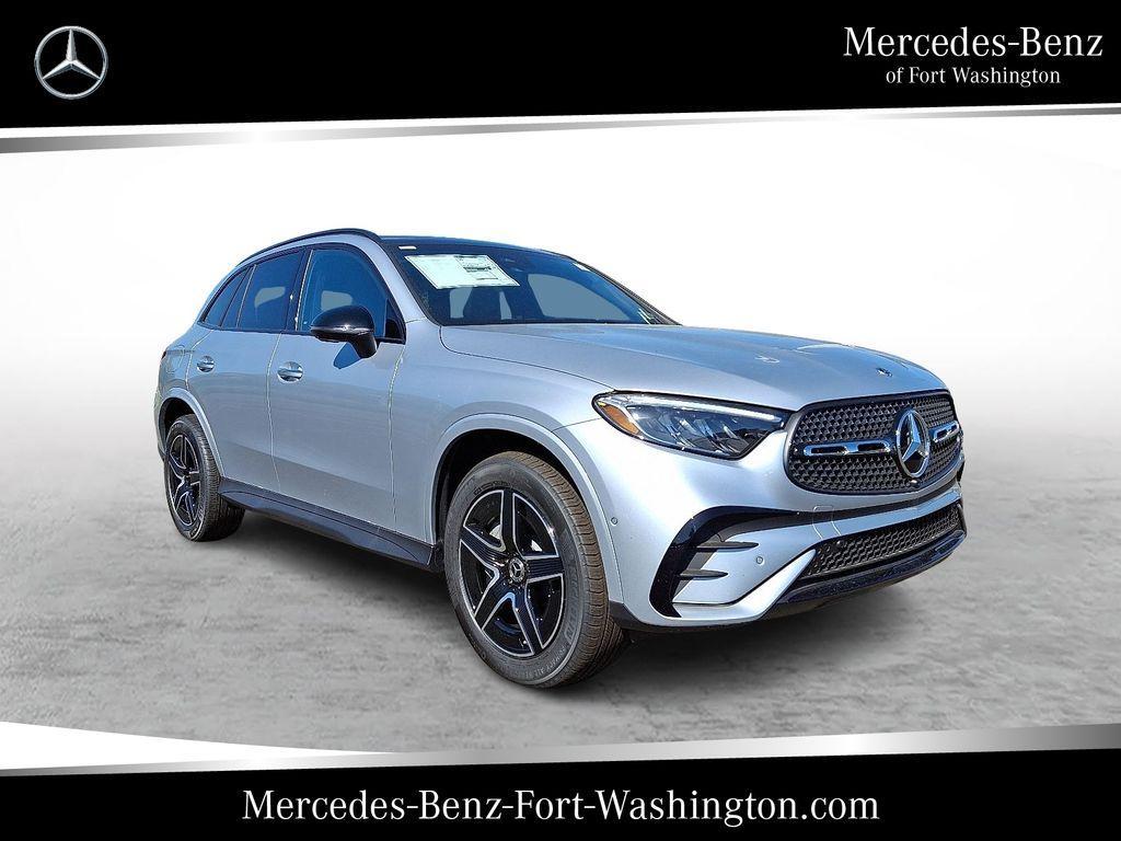 new 2025 Mercedes-Benz GLC 300 car, priced at $61,920