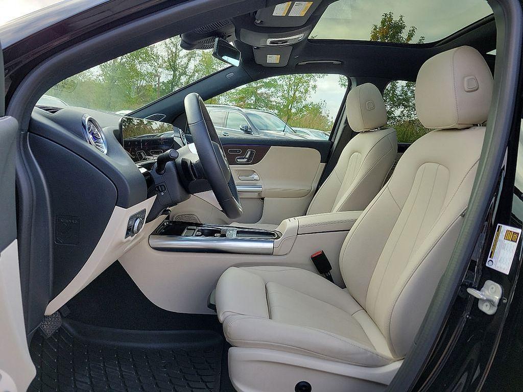 used 2024 Mercedes-Benz GLA 250 car, priced at $38,350