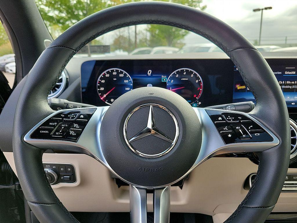 used 2024 Mercedes-Benz GLA 250 car, priced at $38,350