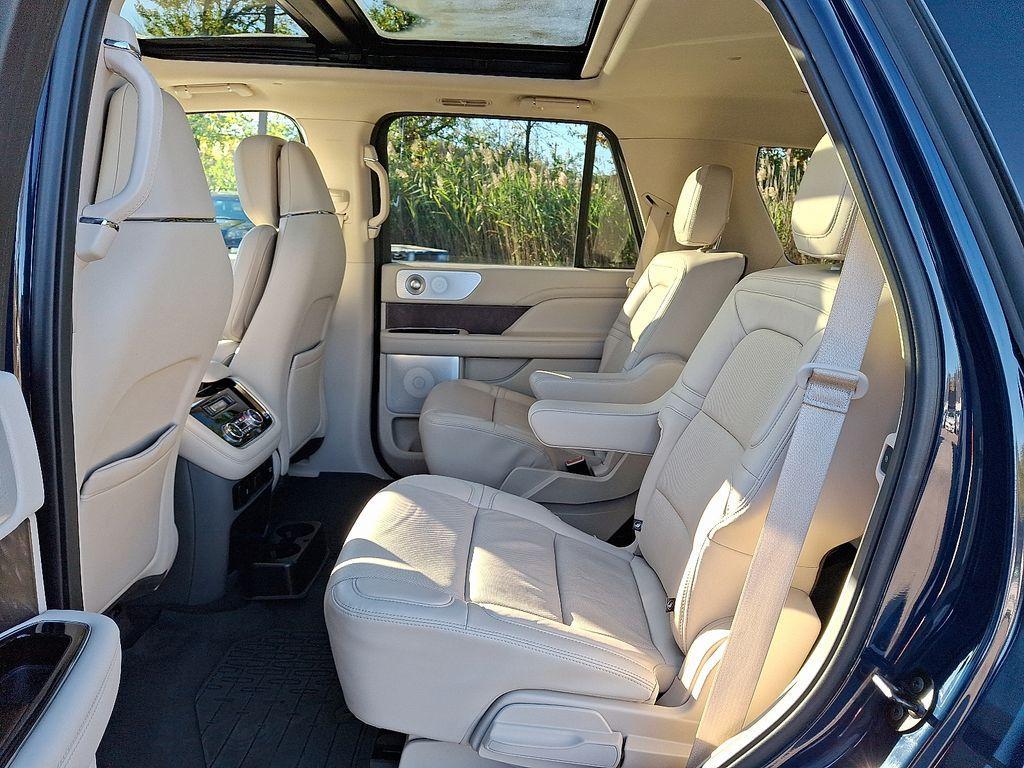used 2020 Lincoln Navigator car, priced at $40,973