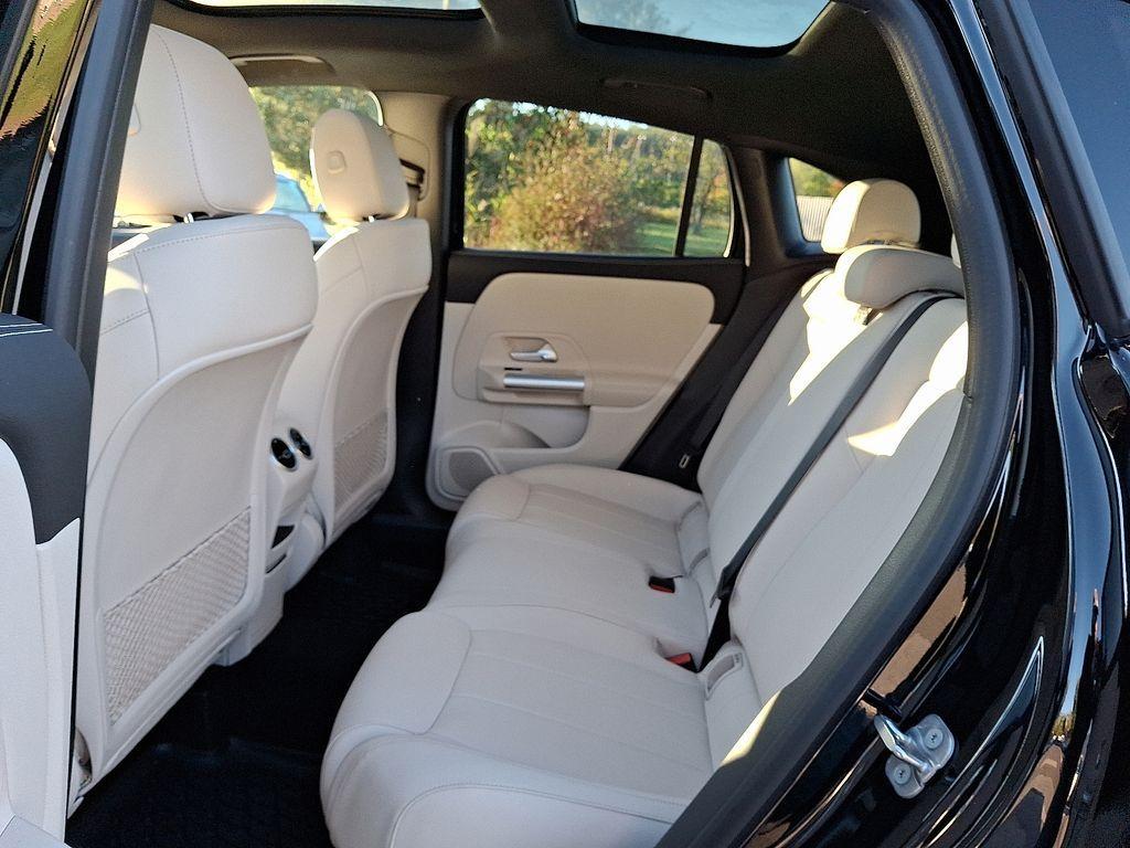 used 2025 Mercedes-Benz GLA 250 car, priced at $41,998