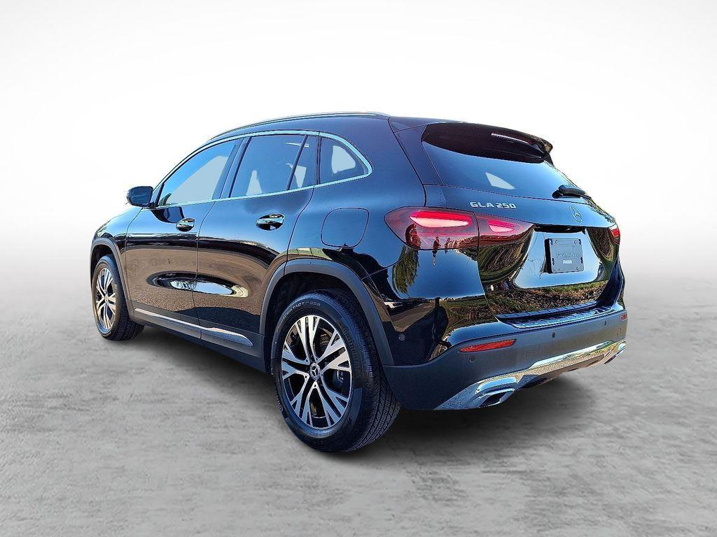 used 2025 Mercedes-Benz GLA 250 car, priced at $41,998