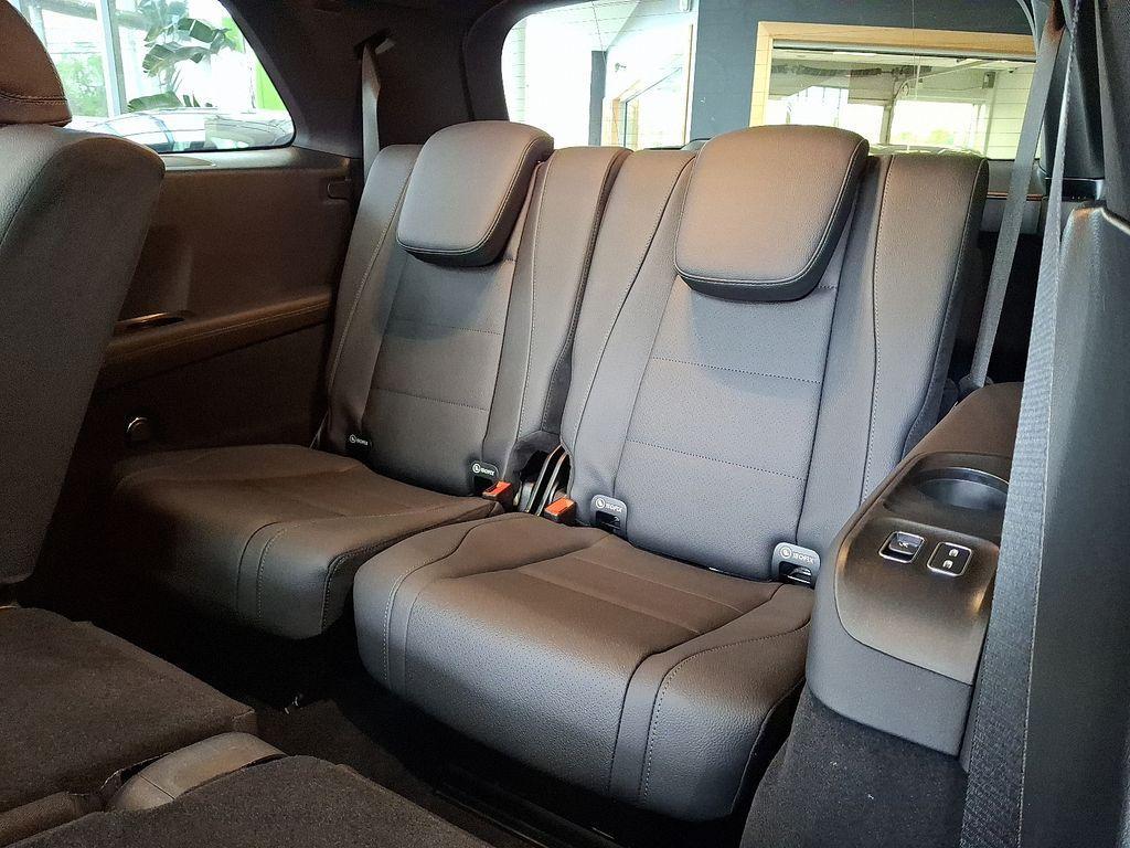 new 2025 Mercedes-Benz GLS 450 car, priced at $101,345