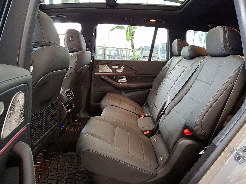 new 2025 Mercedes-Benz GLS 450 car, priced at $101,345