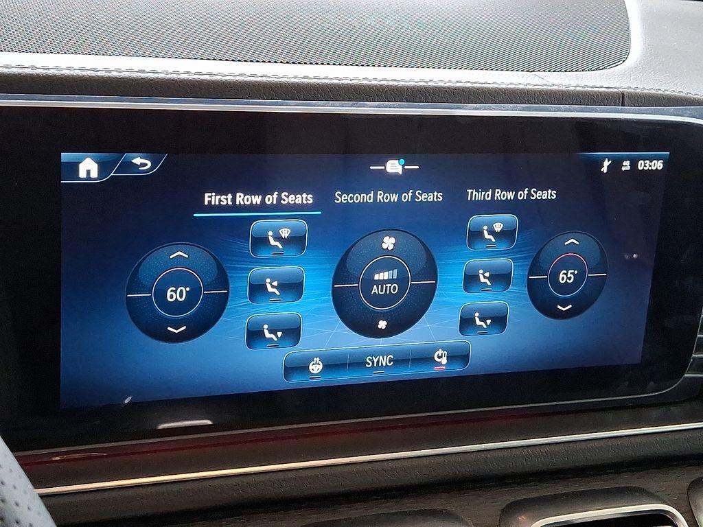 new 2025 Mercedes-Benz GLS 450 car, priced at $101,345