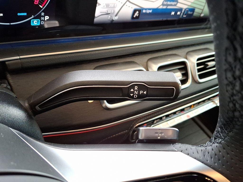 new 2025 Mercedes-Benz GLS 450 car, priced at $101,345
