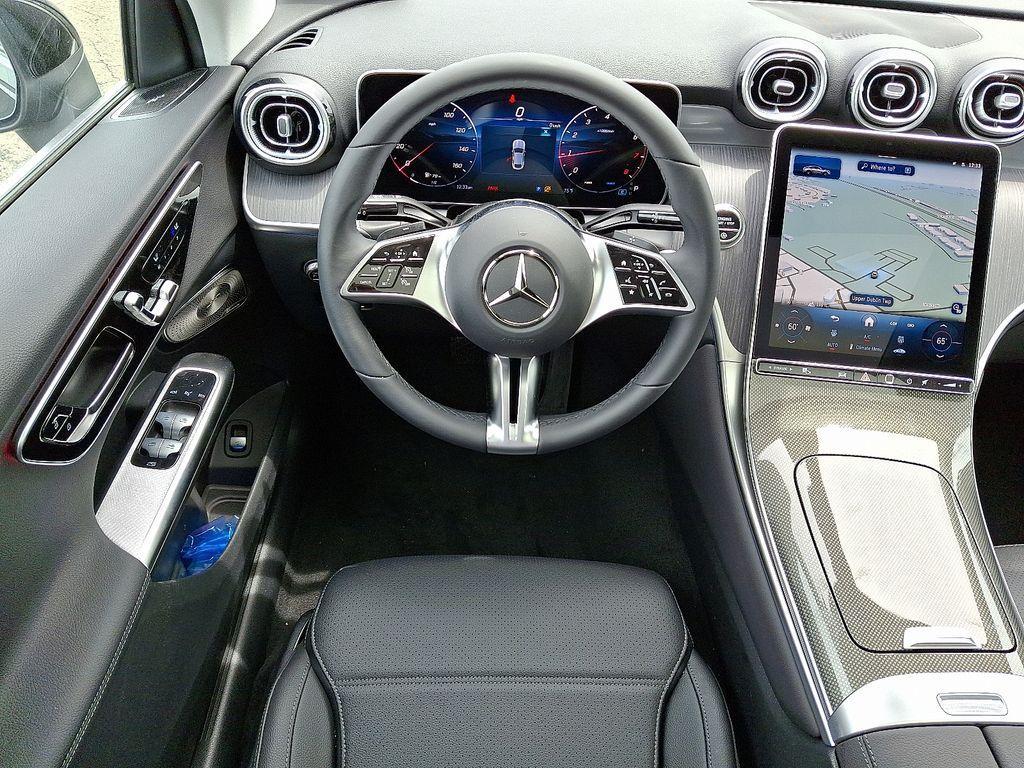 new 2025 Mercedes-Benz GLC 300 car, priced at $62,260