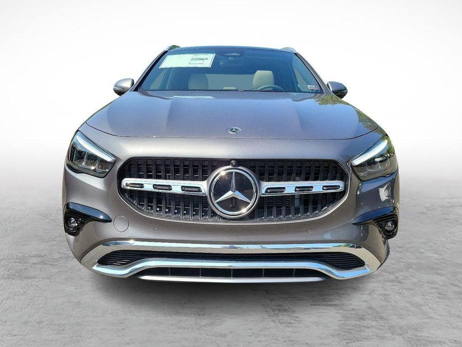 new 2025 Mercedes-Benz GLA 250 car, priced at $51,505