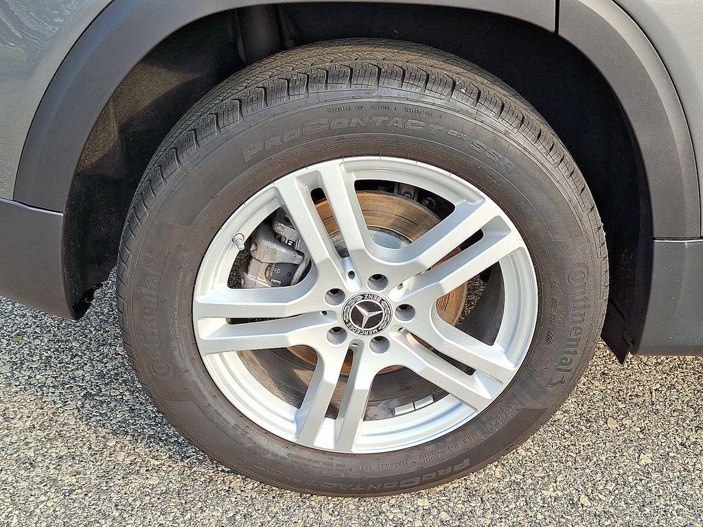 used 2021 Mercedes-Benz GLB 250 car, priced at $31,996