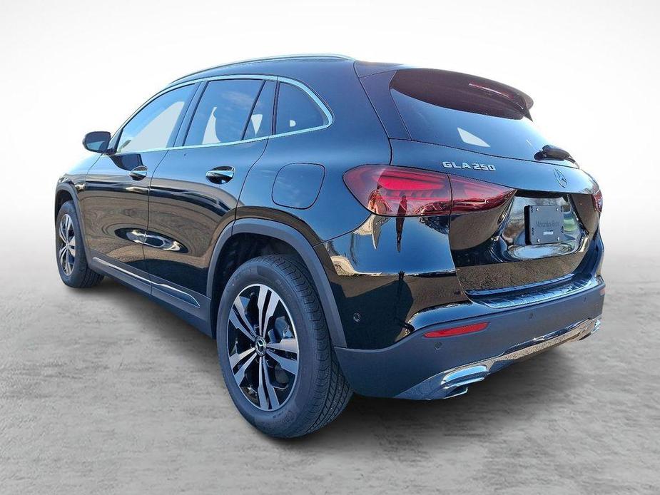 new 2025 Mercedes-Benz GLA 250 car, priced at $48,955