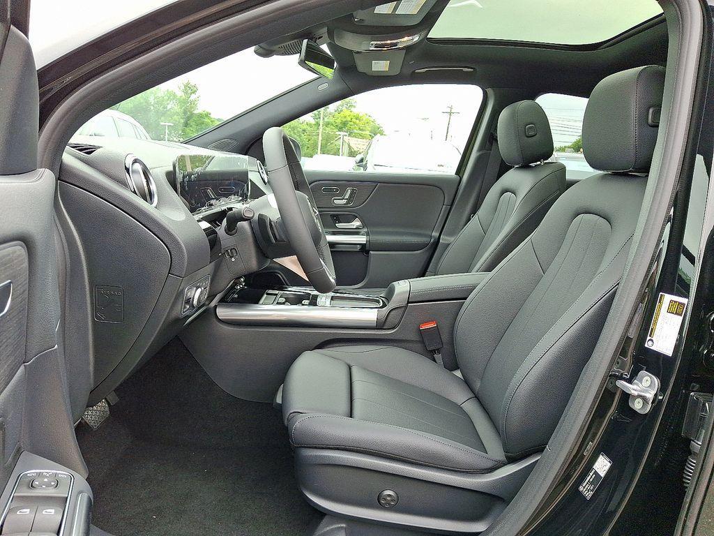 new 2026 Mercedes-Benz GLA 250 car, priced at $50,905