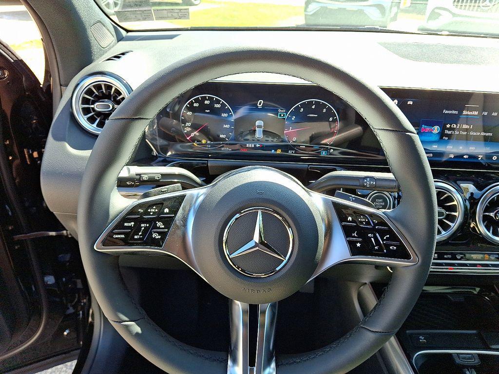 new 2026 Mercedes-Benz GLA 250 car, priced at $48,910