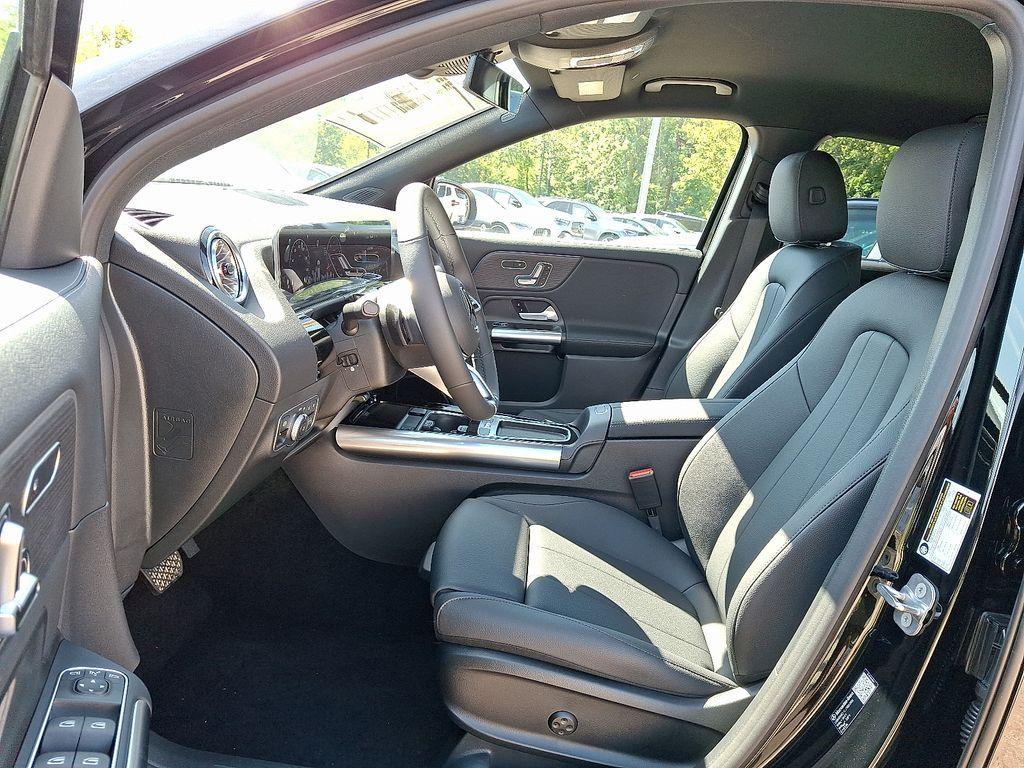 new 2026 Mercedes-Benz GLA 250 car, priced at $48,910