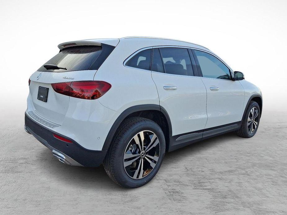 new 2025 Mercedes-Benz GLA 250 car, priced at $49,130