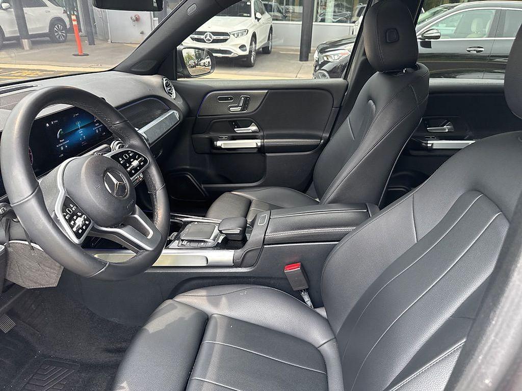 used 2021 Mercedes-Benz GLB 250 car, priced at $29,989