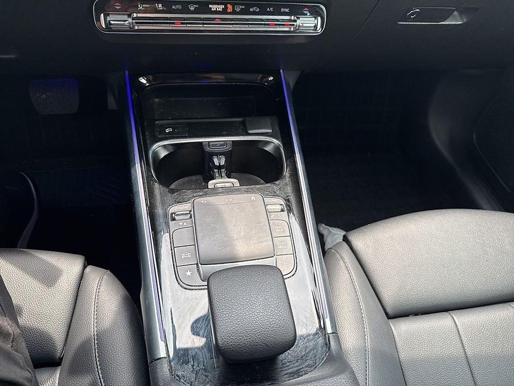 used 2021 Mercedes-Benz GLB 250 car, priced at $29,989
