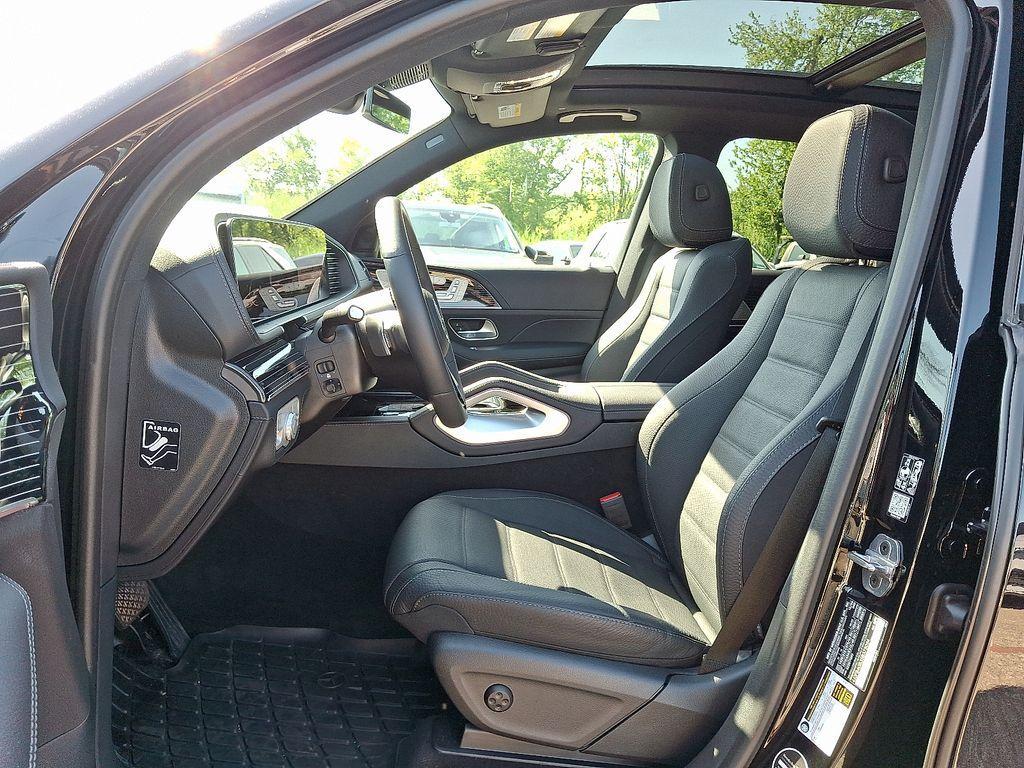 used 2025 Mercedes-Benz GLE 450e car, priced at $73,997