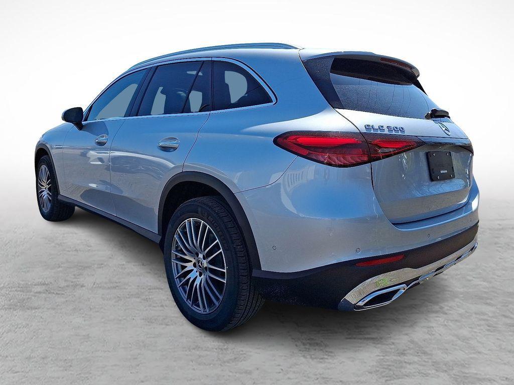 new 2025 Mercedes-Benz GLC 300 car, priced at $59,115