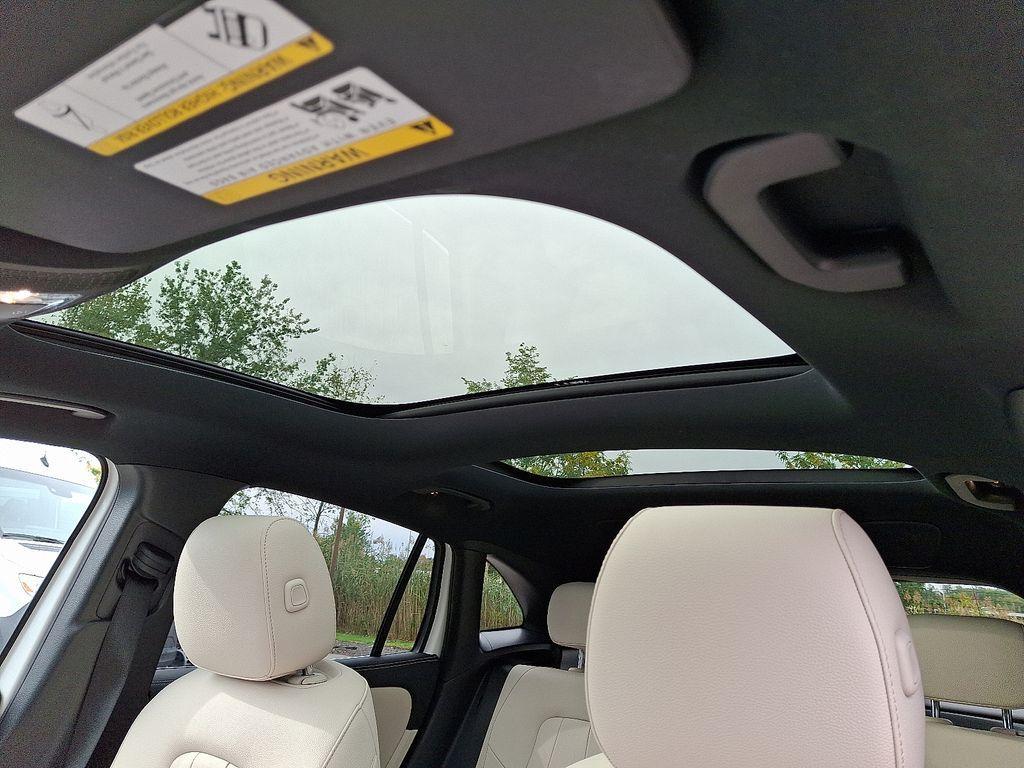 used 2025 Mercedes-Benz GLA 250 car, priced at $41,998