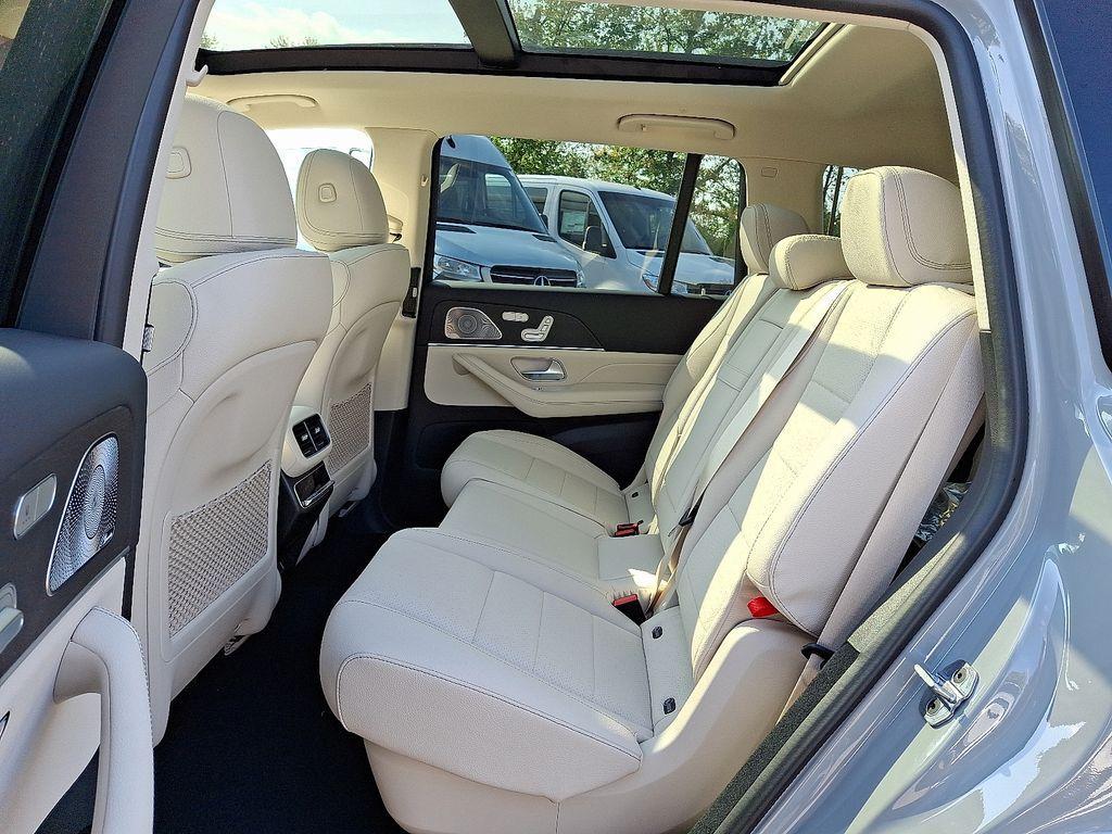 new 2026 Mercedes-Benz GLS 450 car, priced at $99,515