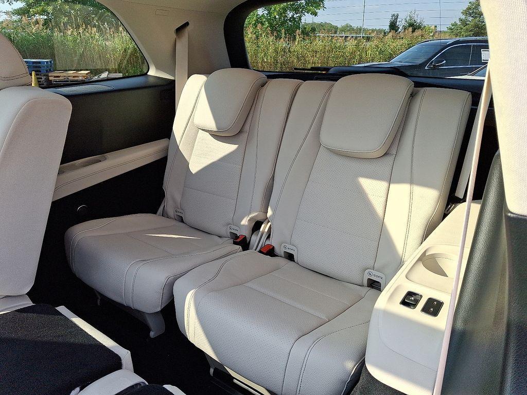 new 2026 Mercedes-Benz GLS 450 car, priced at $99,515