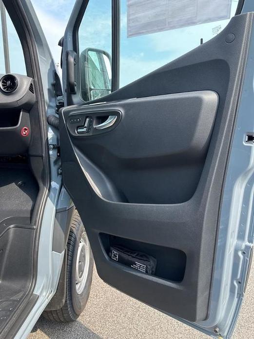 new 2024 Mercedes-Benz Sprinter 2500 car, priced at $75,678