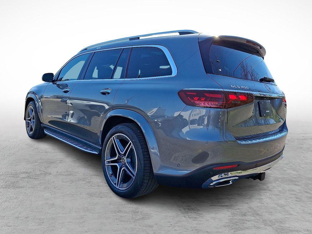 new 2025 Mercedes-Benz GLS 450 car, priced at $95,685