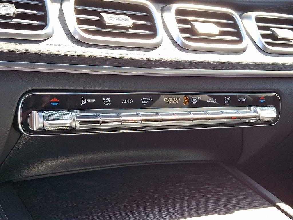new 2025 Mercedes-Benz GLS 450 car, priced at $95,685
