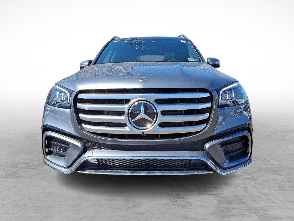 new 2025 Mercedes-Benz GLS 450 car, priced at $95,685