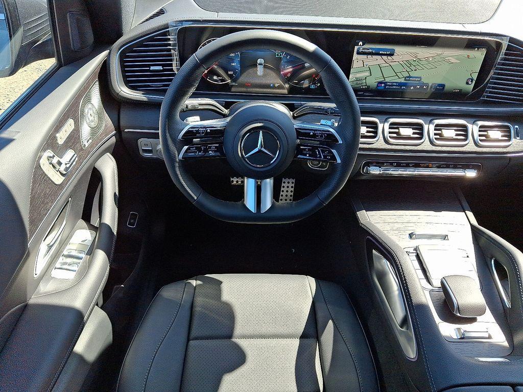 new 2025 Mercedes-Benz GLS 450 car, priced at $95,685