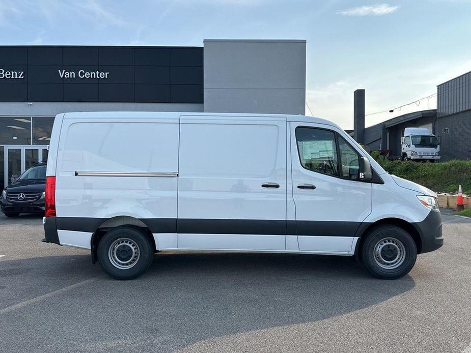 new 2024 Mercedes-Benz Sprinter 2500 car, priced at $59,181