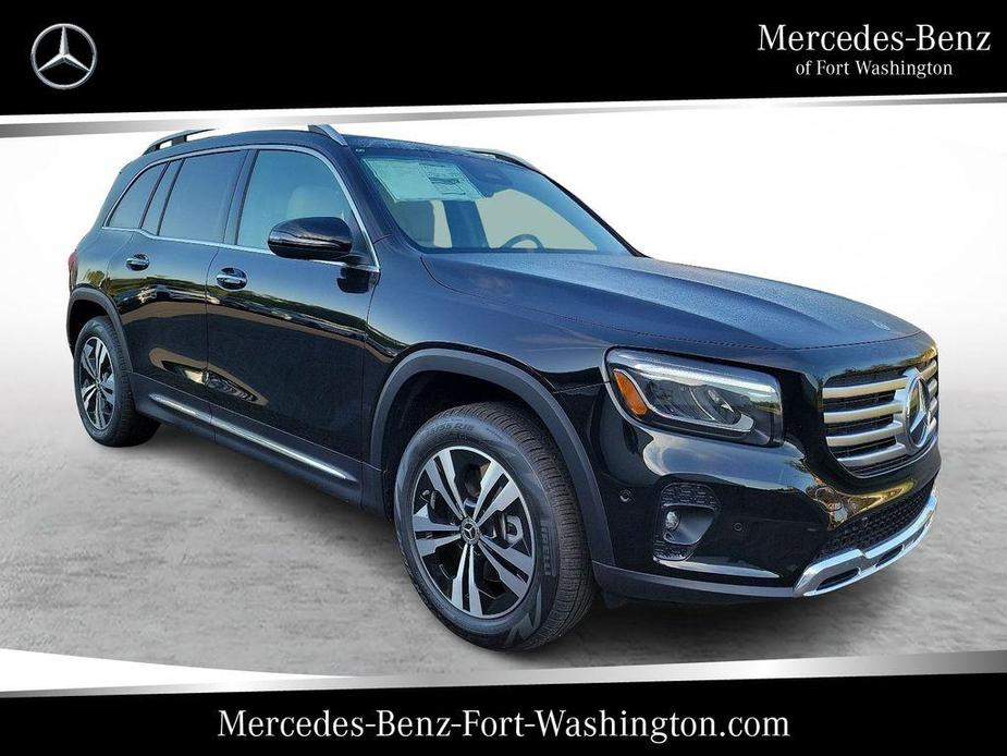 new 2025 Mercedes-Benz GLB 250 car, priced at $52,595