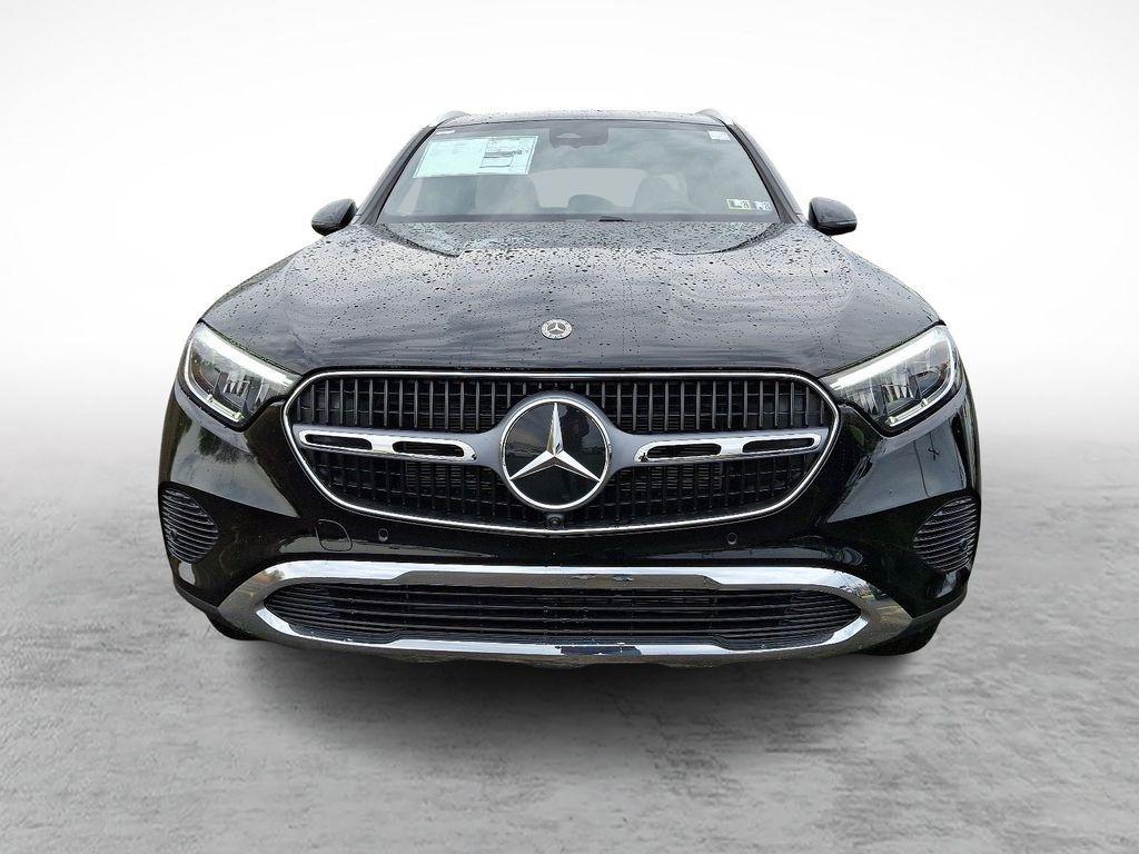 new 2025 Mercedes-Benz GLC 300 car, priced at $55,645