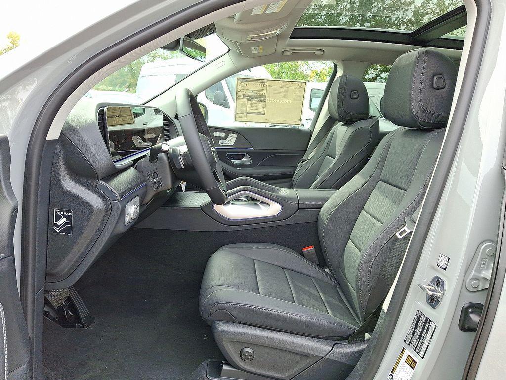 new 2026 Mercedes-Benz GLE 450 car, priced at $82,115