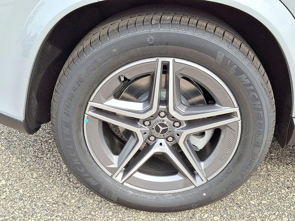 new 2026 Mercedes-Benz GLE 450 car, priced at $82,115