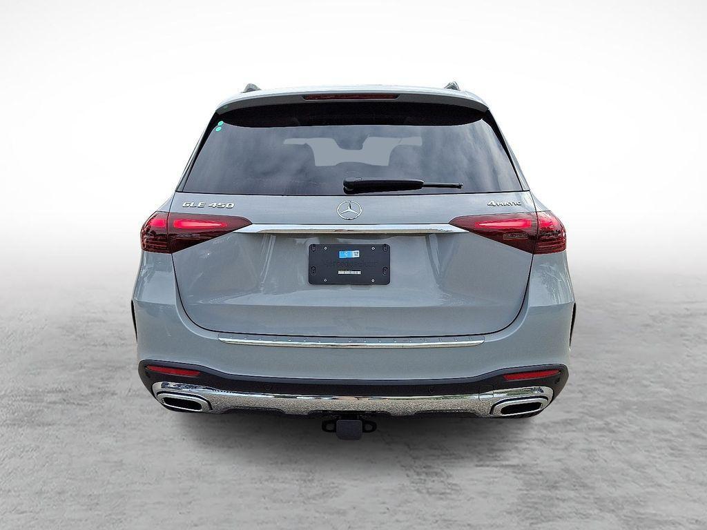 new 2026 Mercedes-Benz GLE 450 car, priced at $82,115