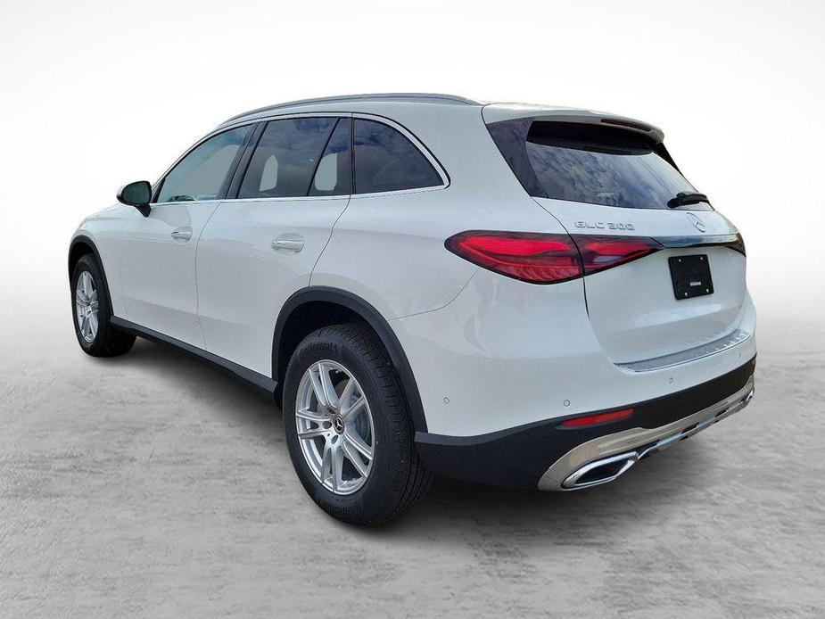 new 2025 Mercedes-Benz GLC 300 car, priced at $56,065