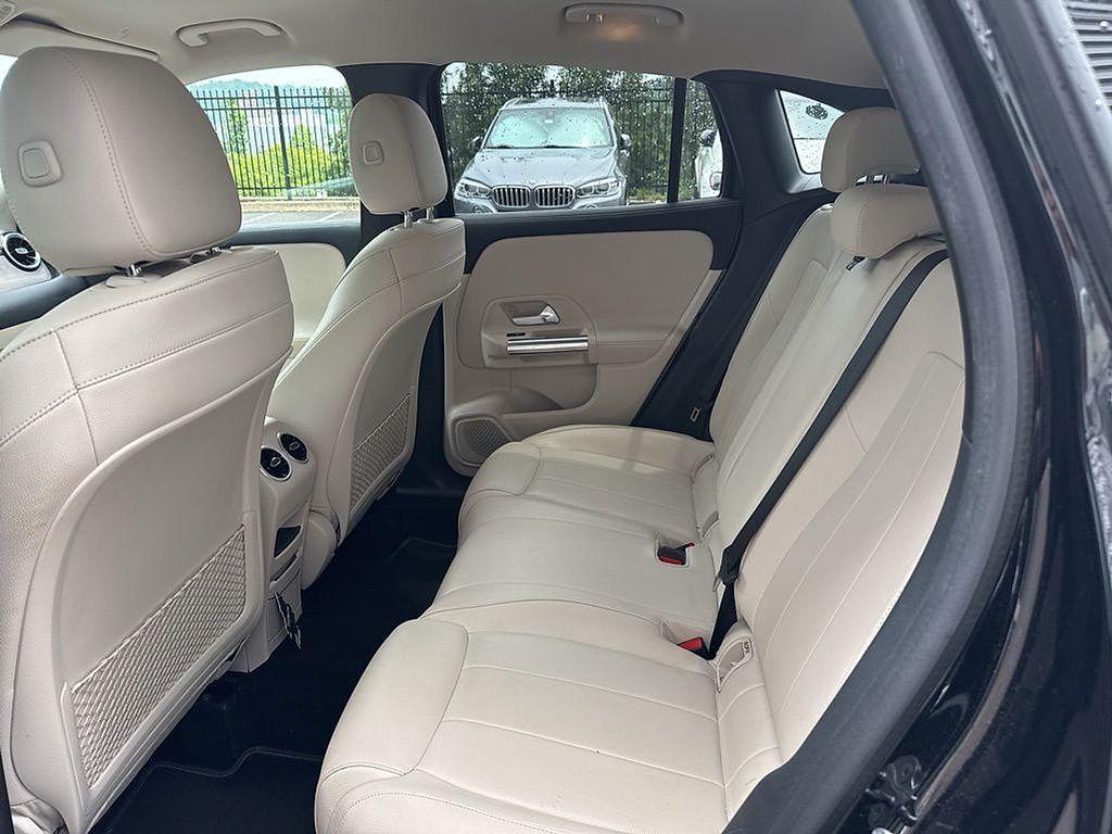 used 2021 Mercedes-Benz GLA 250 car, priced at $28,987