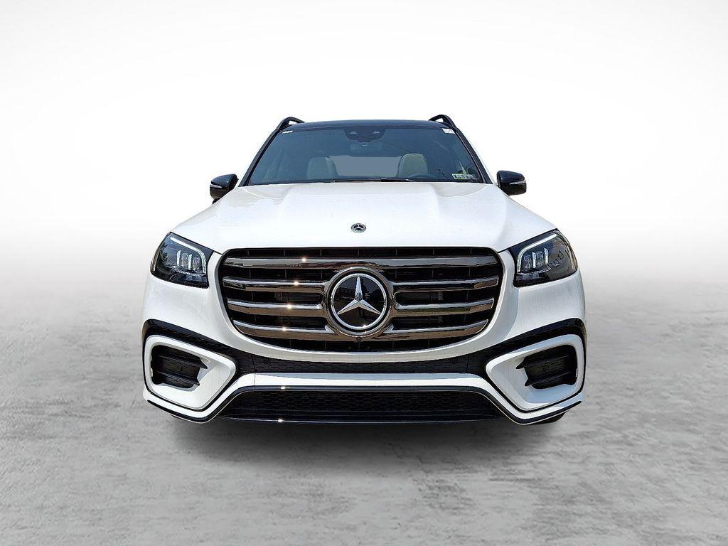 new 2025 Mercedes-Benz GLS 450 car, priced at $97,430