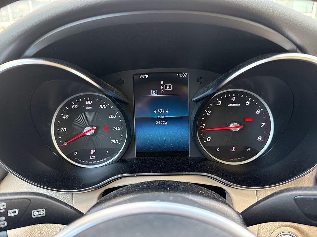 used 2022 Mercedes-Benz GLC 300 car, priced at $37,980