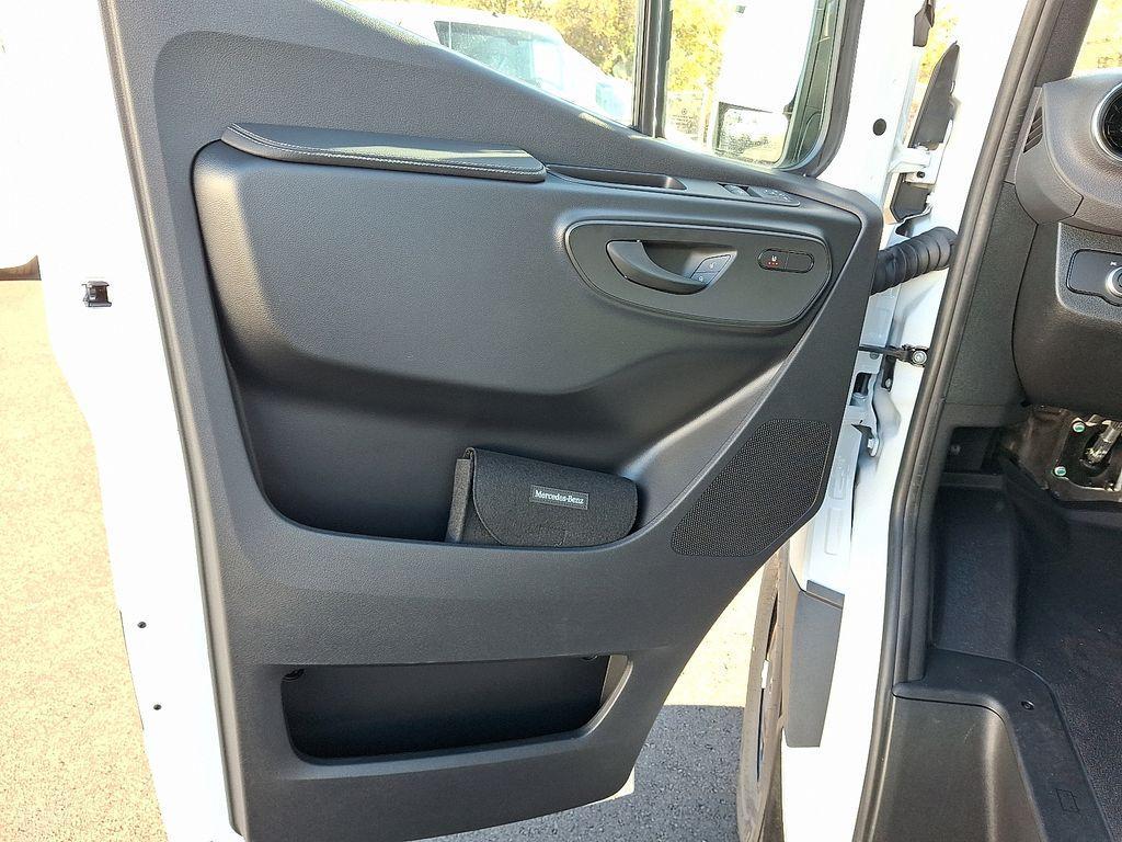 new 2026 Mercedes-Benz Sprinter 2500 car, priced at $71,987