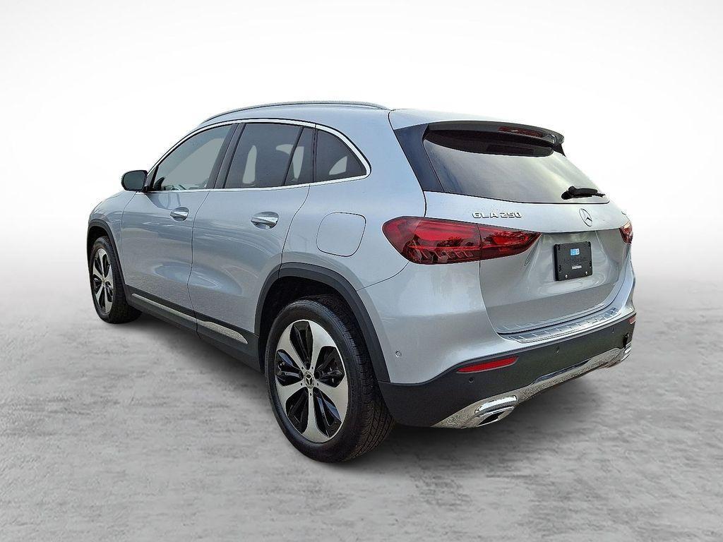 used 2025 Mercedes-Benz GLA 250 car, priced at $41,998