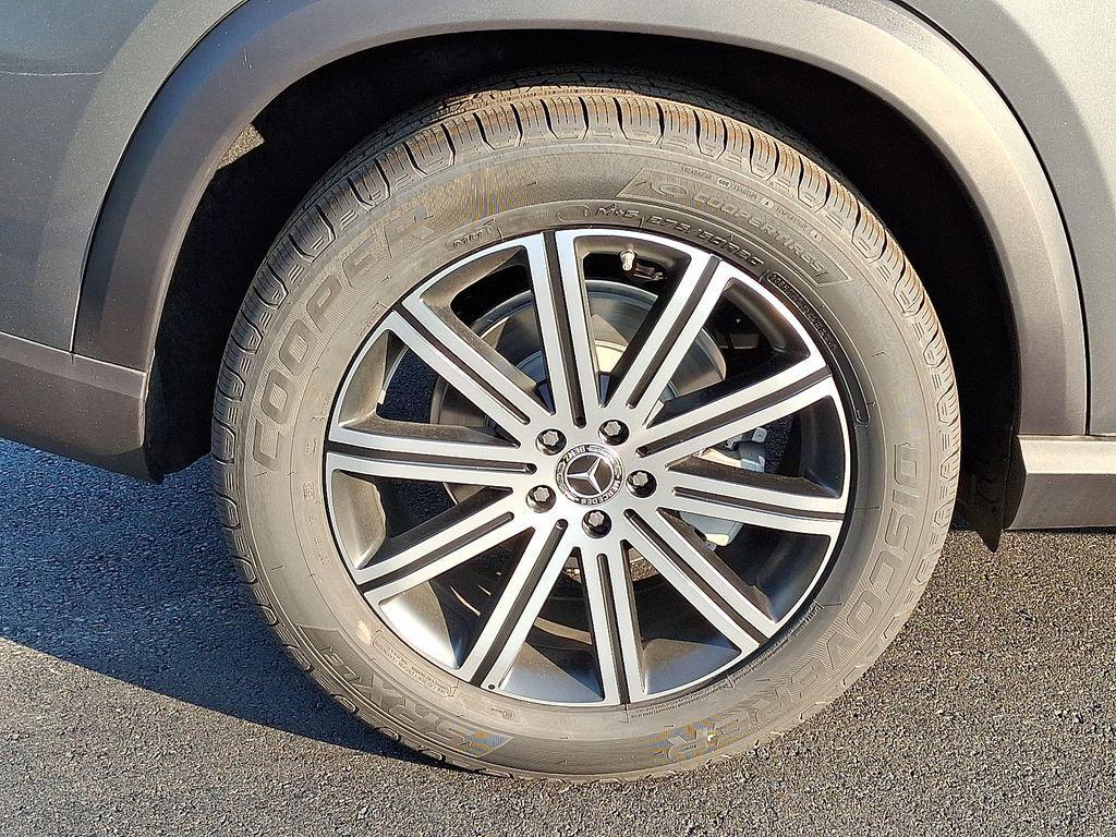 new 2026 Mercedes-Benz GLE 350 car, priced at $71,465