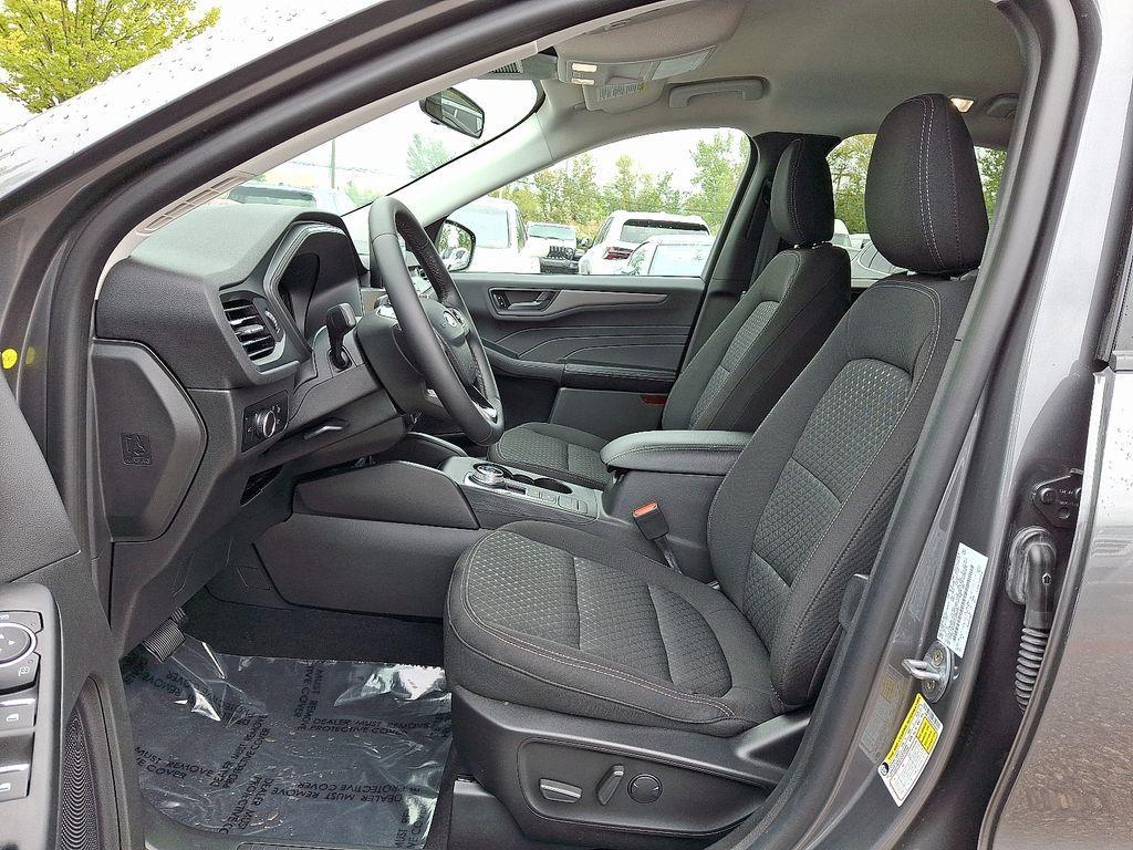 used 2023 Ford Escape car, priced at $22,424