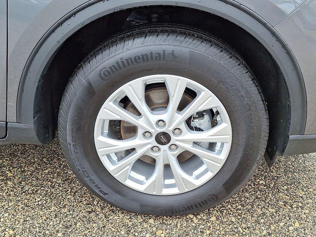 used 2023 Ford Escape car, priced at $22,424